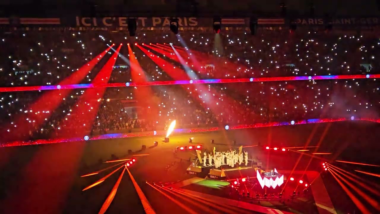 Le show signant la fin de saison 2024-25 au Parc des Princes