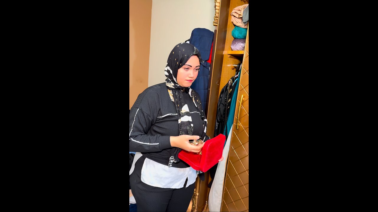 زوج طلب الدهب من مراته ولما رفضت اتجوز عليها