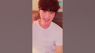 190403 (ENG) SF9 Chani hotel room vlive Feat Rowoon