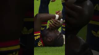 Bukayo Saka was forced off after just 10 minutes against Bayern Munich ๐