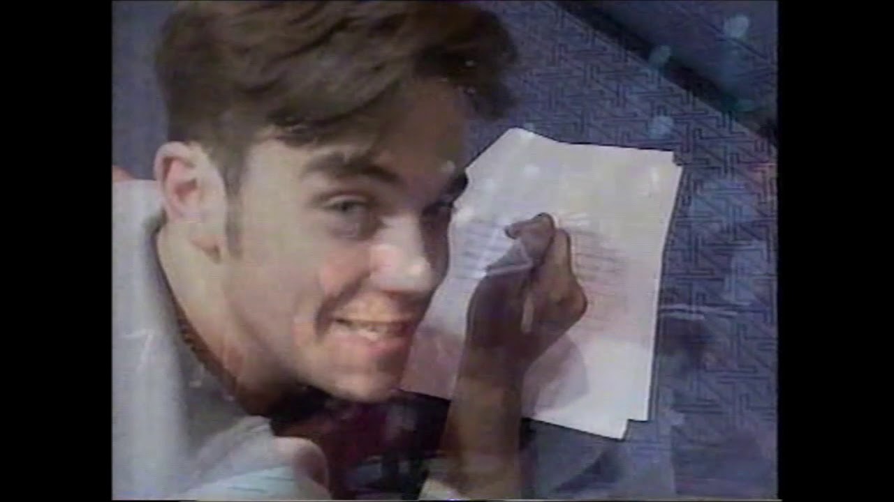 [1995-07-23] The O-Zone report on Robbie leaving Take That [The O-Zone | BBC Two]