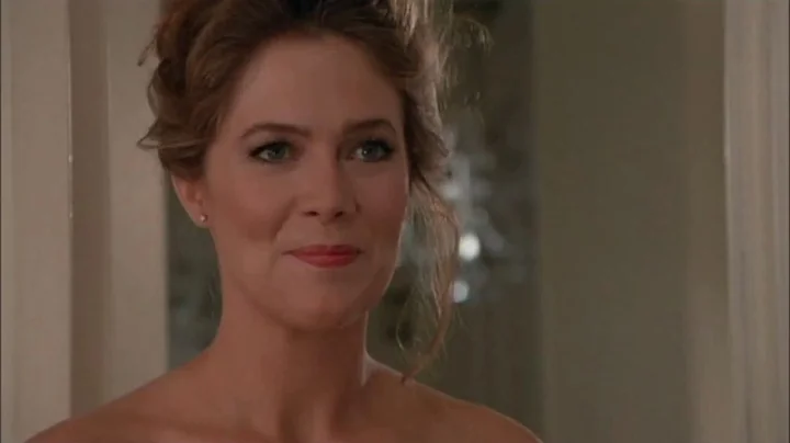 Top 10 Kathleen Turner Performances