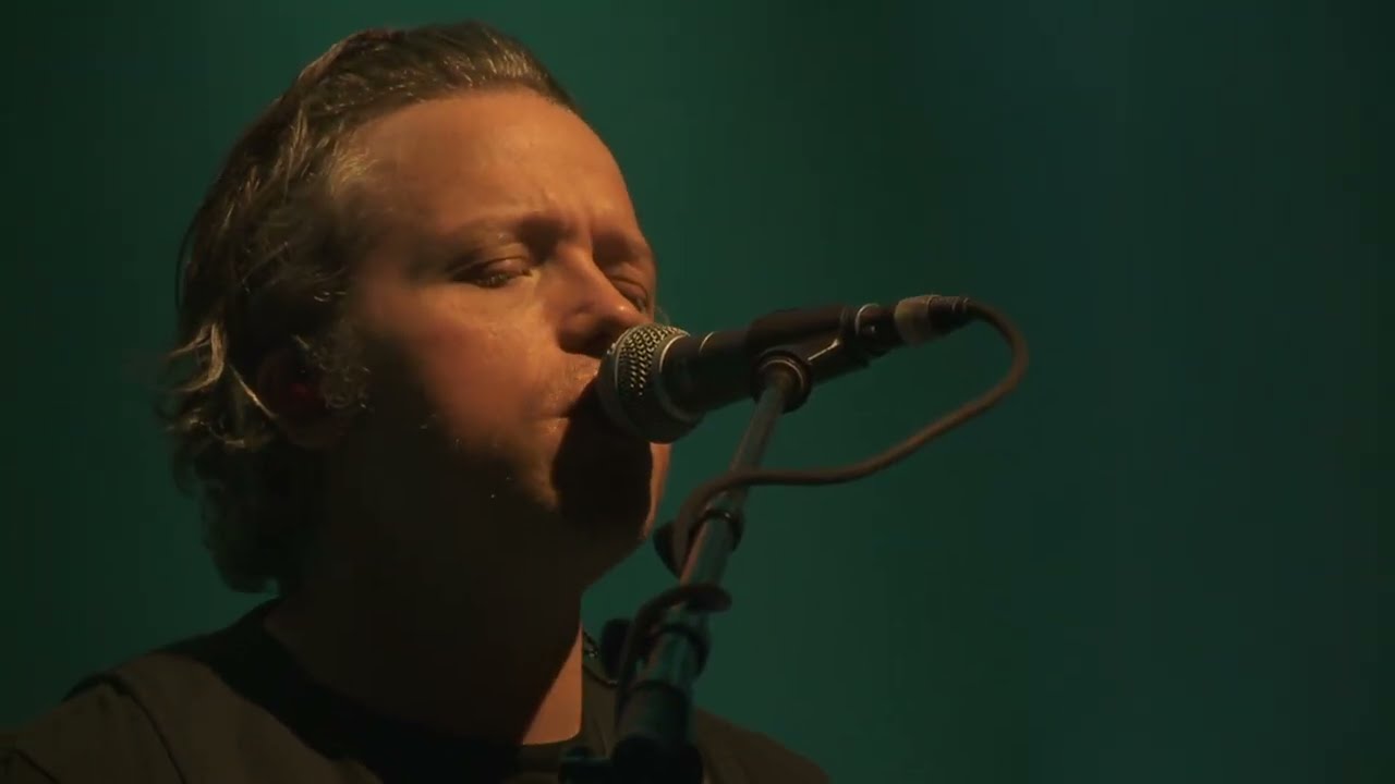 Watch Jason Isbell and the 400 Unit - Overseas (Live) on YouTube Watch Jason Isbell and the 400 Unit - Overseas (Live) on YouTube