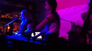 Video thumbnail of "Princess Chelsea - Overseas @ Toldi Klub"