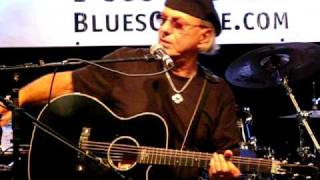 DION DiMucci LRBC January 2010 "Rave On" and discusses Buddy Holly chords