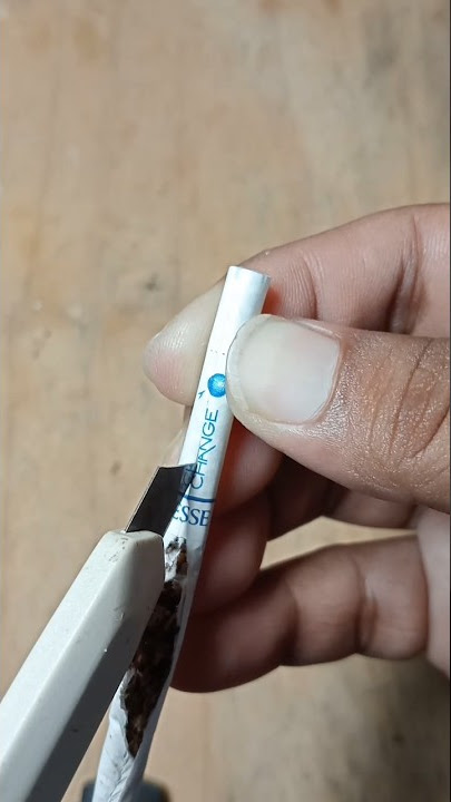 What inside Switch Cigarettes