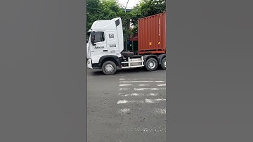 HOWO TRUCK #white #big #maroon container van #trailertruck #highlight ...