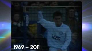 Go on Gary Speed, get one yourself son!