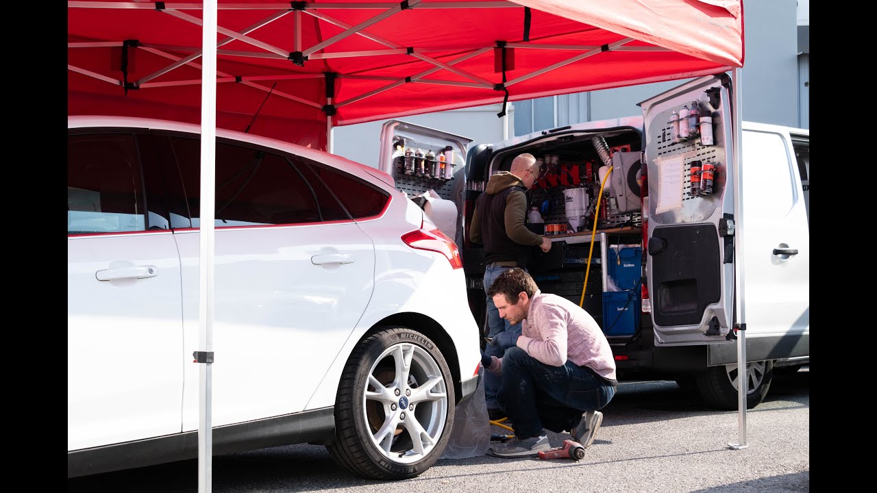 Véhicule atelier carrosserie
