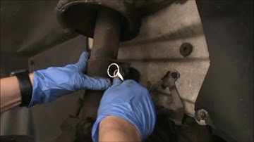 Volvo XC90 2005 front anti roll bar links removal and replacement