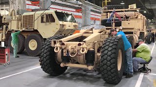 Inside Factory Building US Army Massive Armored Trucks screenshot 4