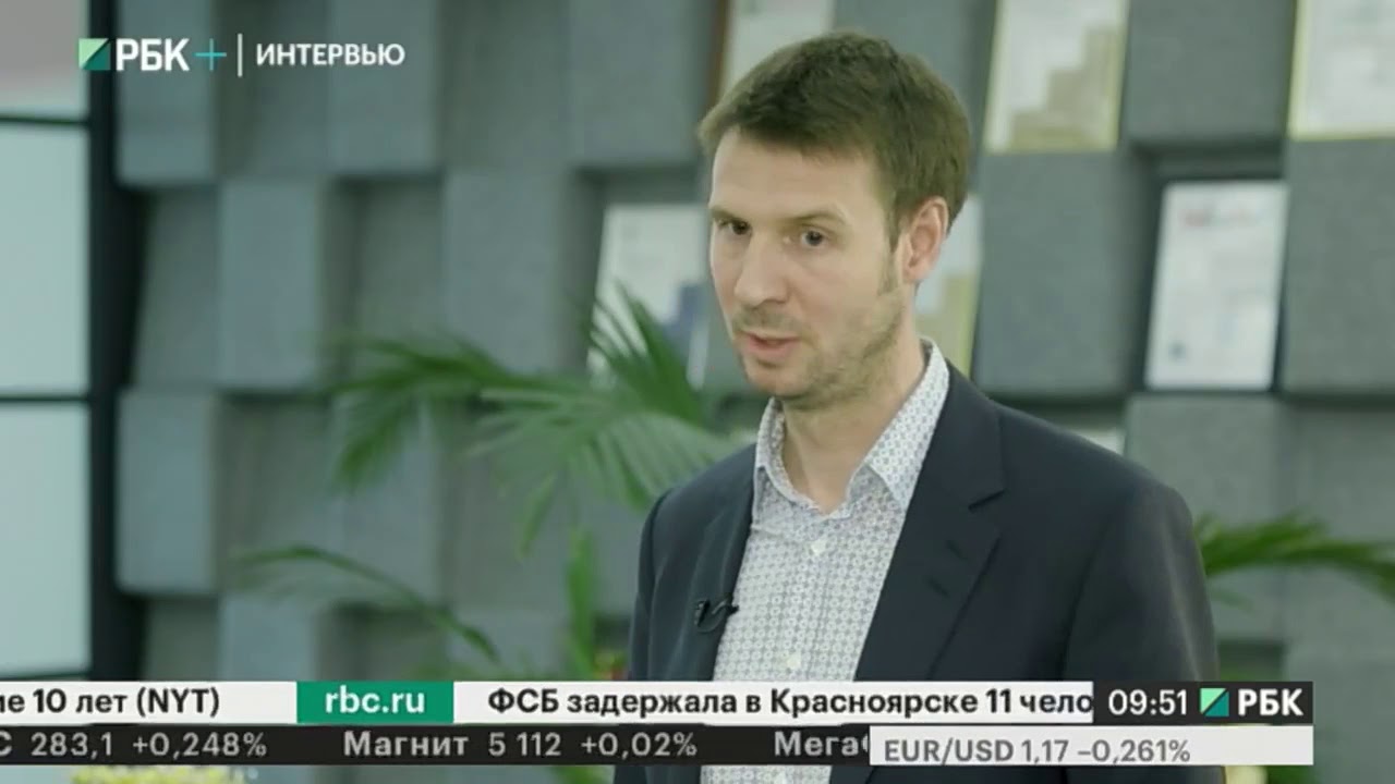 Интервью. Оливер Хьюз, председатель правления АО "Тинькофф Банк" - YouTube