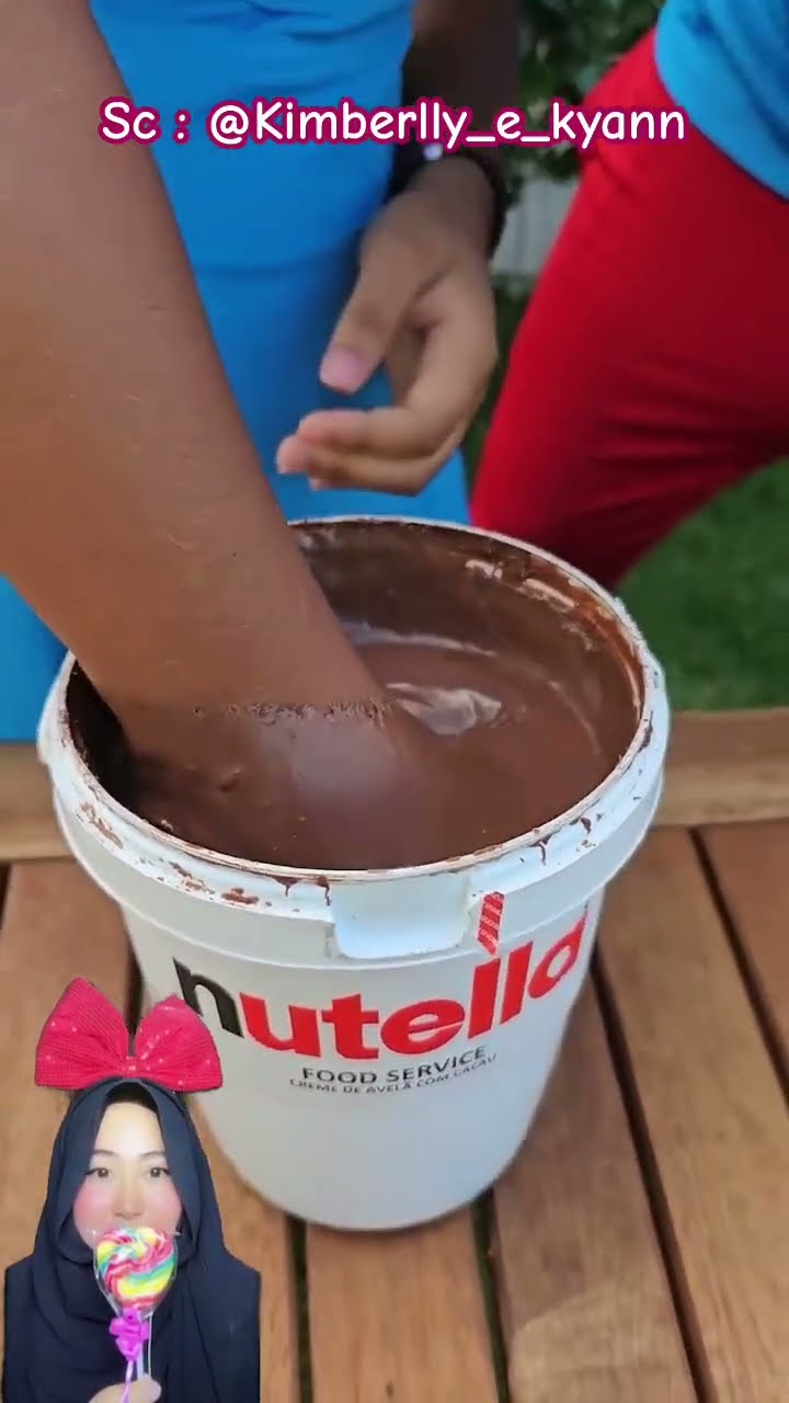 KASIH KEJUTAN KE PAPA ⁉️ TEMPLOKIN WAJAH PAPA PAKE NUTELLA ? @Kimberlly_e_kyann #shorts #dubbing