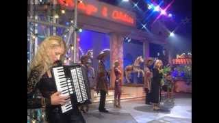 Video thumbnail of "Lena Valaitis - Da kommt José, der Straßenmusikant - 2001"
