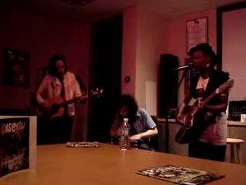 Noisettes Live @ UMD