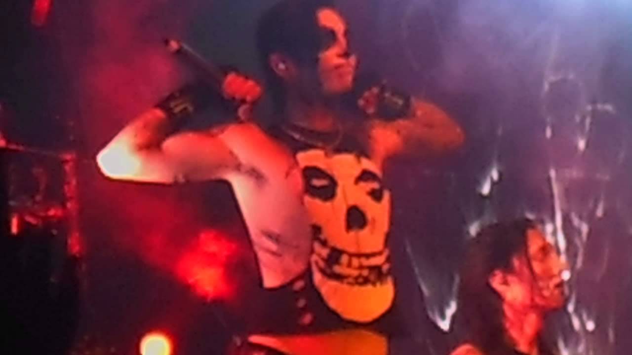 Black Veil Brides "Heart of Fire" 103114 YouTube