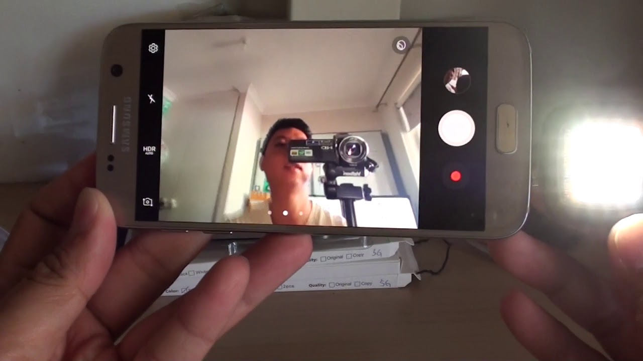 How to Use External 16 LEDs Flash Light For Mobile Camera (iPhone