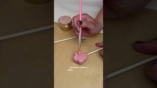 Let’s make some flower cake pops 🌸 Popper:  Makes Viloet Popper (large)  Sprinkles: The Tulip Legacy