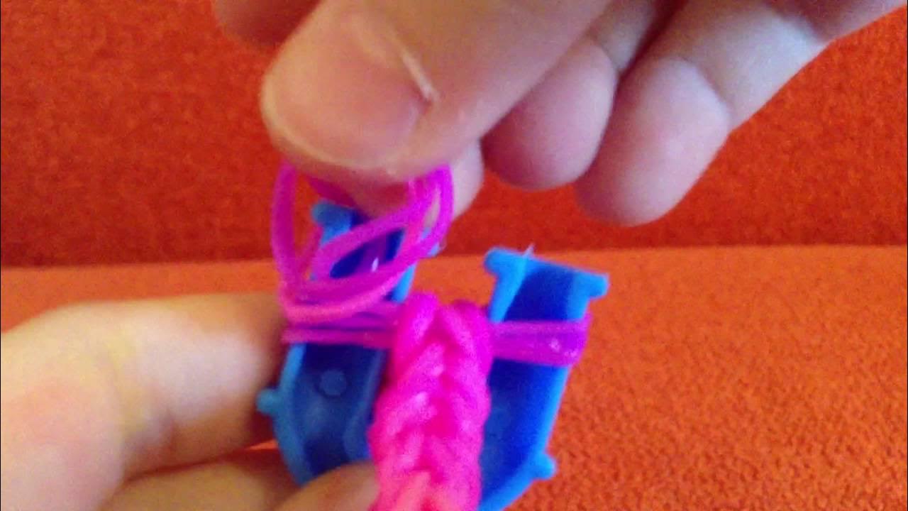 Как научиться плести на рогатке. Как научиться плести на рогатке. Плетение резинками на рогатке. Схемы плетения резиночками на рогатке. Как завязать резинку на рогатке.