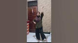 Download lagu TARI KREASI dari LAGU SOLERAM untuk anak PAUD. 