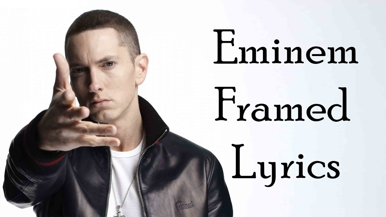 Эминем про маму. Эминем Мем. Эминем с крысой. Прическа Eminem 2021. Eminem throwing rat.