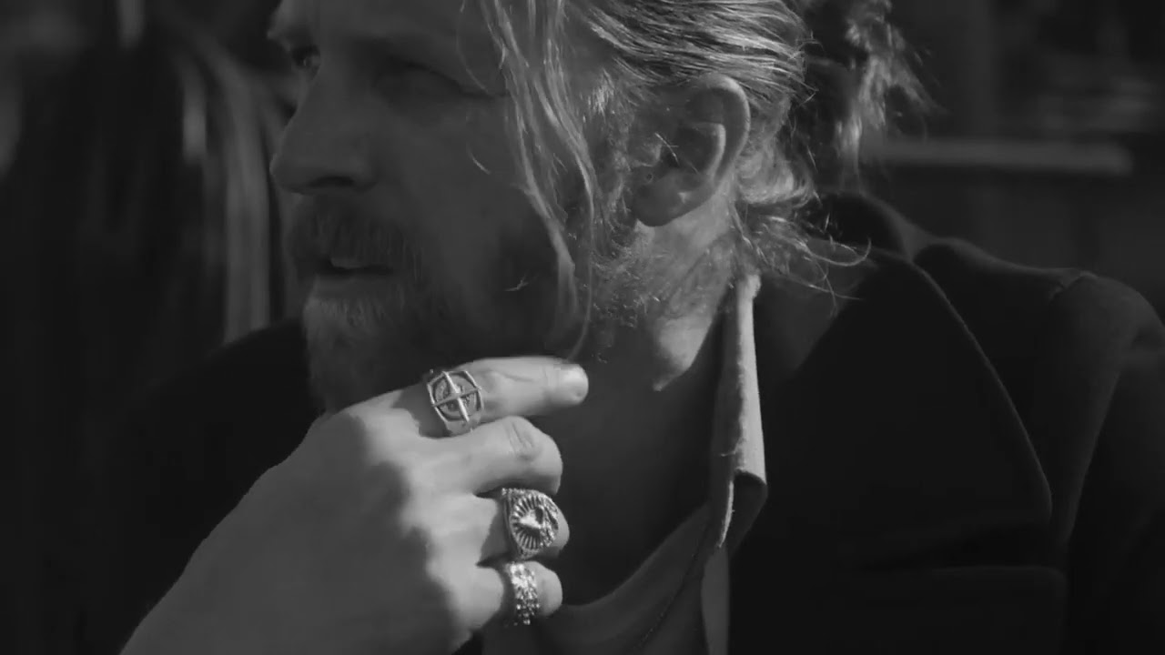 Clocks and Colours Privateers YouTube