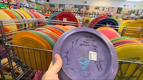 Disc Golf Challenge | Rare Disc golf disc in used bin? | Cale Leiviska’s old disc!?