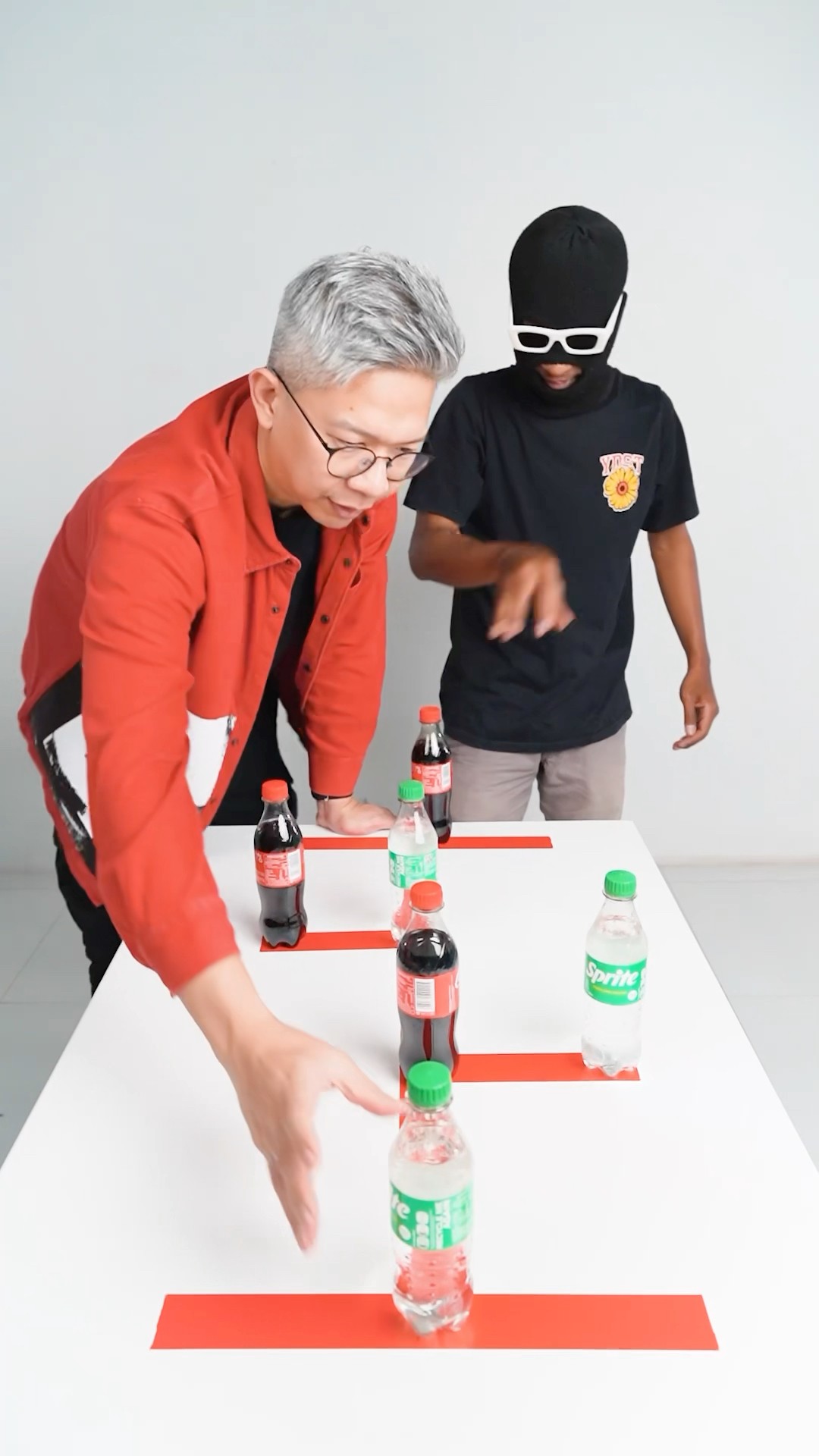 SIAPA BISA JEJERKAN 3 BOTOL LAWAN BANDIT??!!