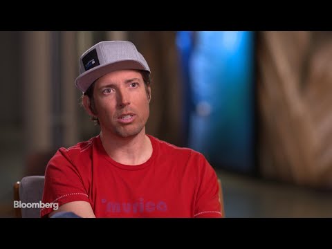 Video: GoPro vadītājs Nick Woodman zaudē miljardieru statusu, pateicoties Tanking Stock Price