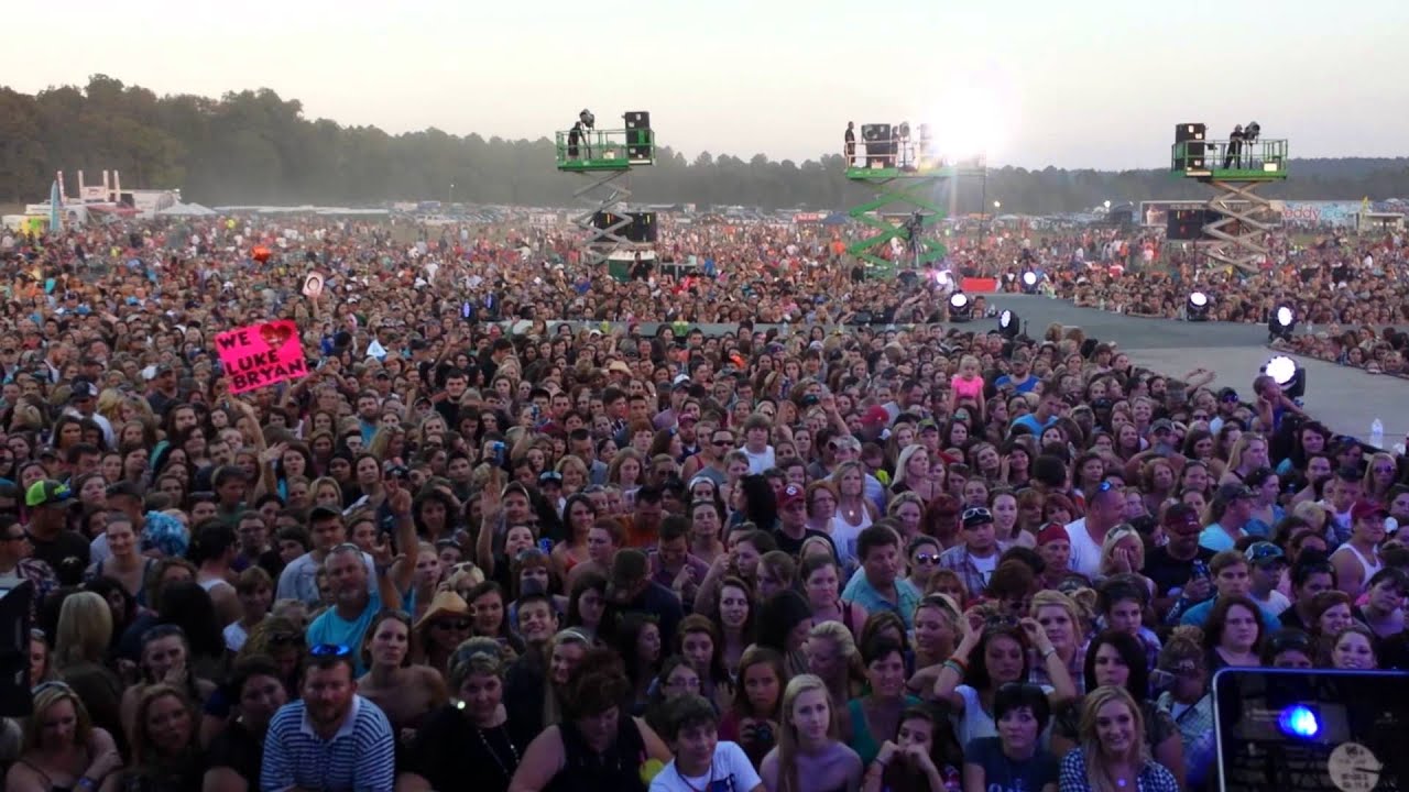 luke bryan farm tour luke bryan farm tour with 97 5 wcos video 2 youtube luke bryan farm tour luke bryan farm tour with 97 5 wcos video 2 youtube