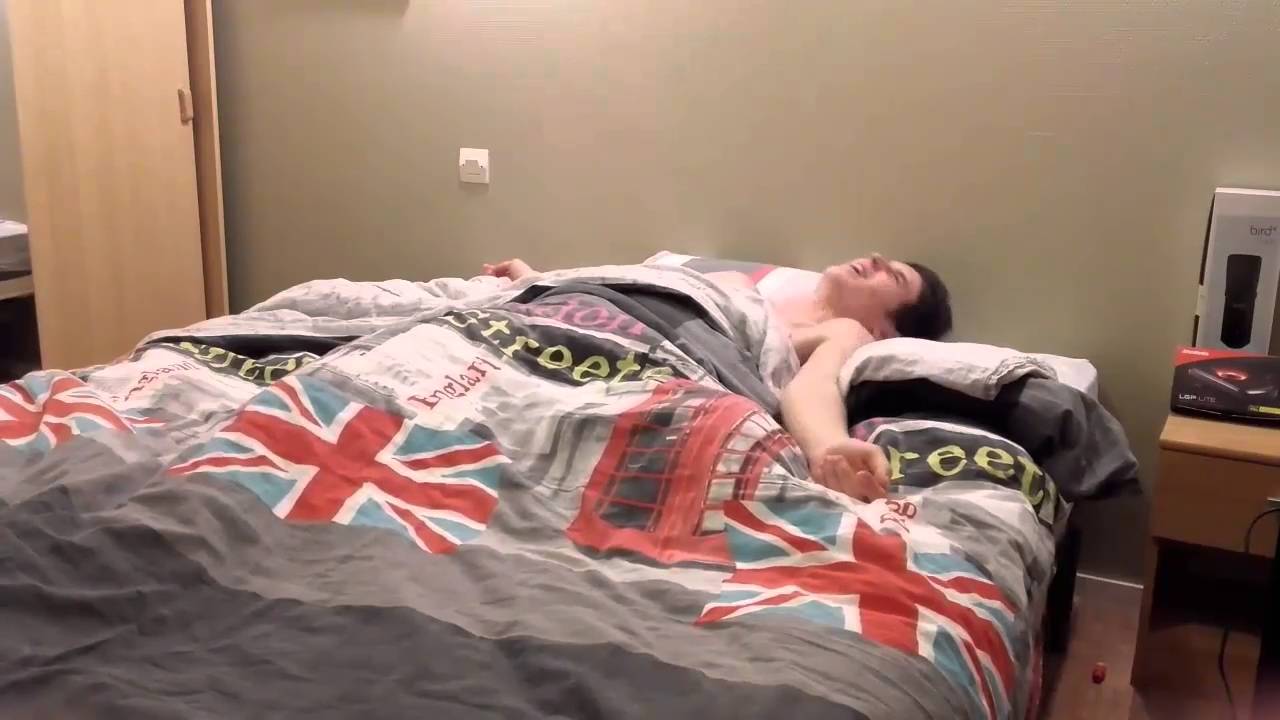 10 Types De Personne Qui Dort Youtube