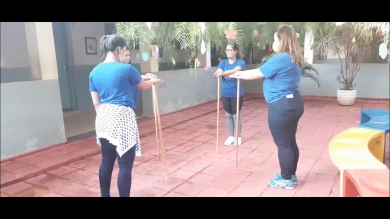 Passar o bastão Lar Escola da Criança de Maringá YouTube Passar o bastão Lar Escola da Criança de Maringá YouTube