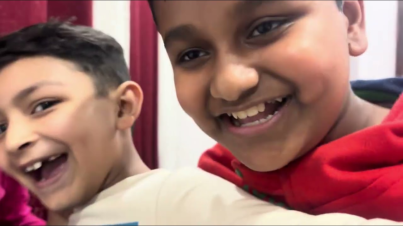 Dosto ke sath masti✌️