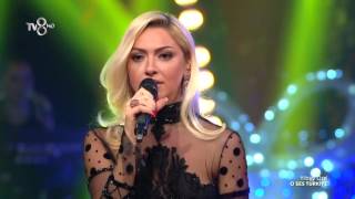 Hadise  Seni Yerler Resimi