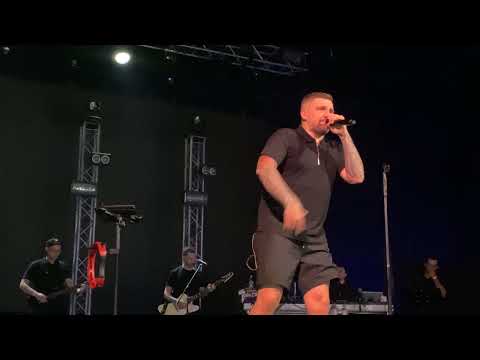 Баста - Солнца не видно (Live)