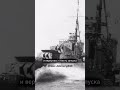 Как британский эсминец сам себя поразил торпедой?