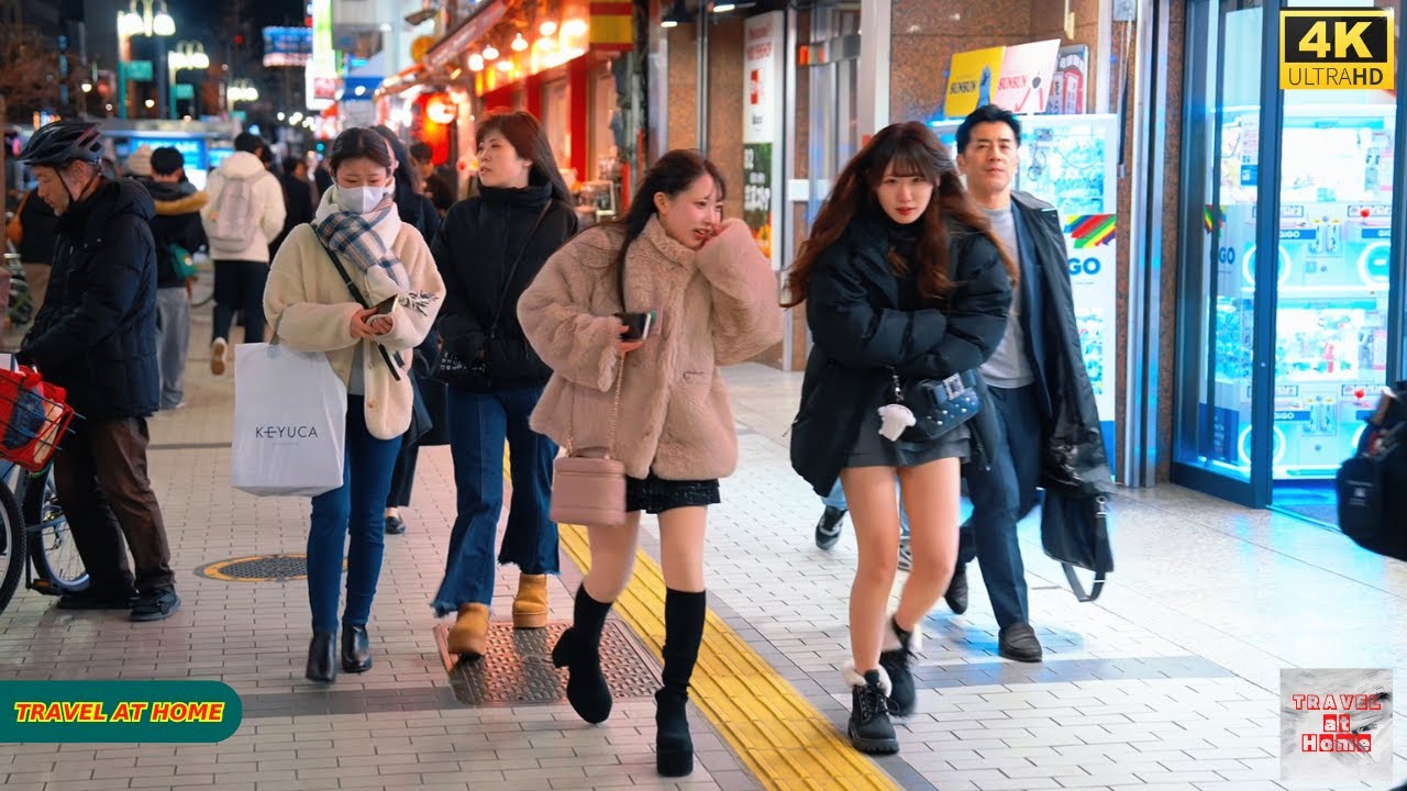 4K HDR Japan travel 2026 | Walk in Shinjuku（新宿）Tokyo Japan | Relaxing Natural City ambience