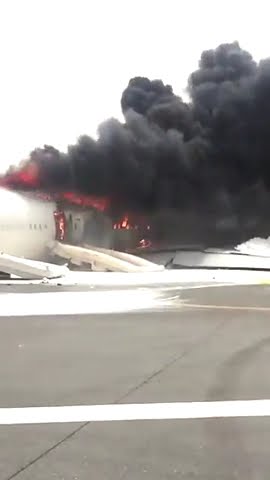 EMIRATES AIRLINE.PLANE CRASH.BOEING-777 FlIGHT EK 521 .THRUVANANTHAPURAM-DUBAI.DUBAI AIRPORT.