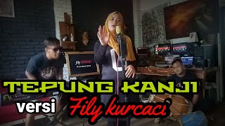 Download Lagu aku ra mundur ( TEPUNG KANJI )  versi FILY KURCACI - tatalu di rumah voc.INA SALSA MP3