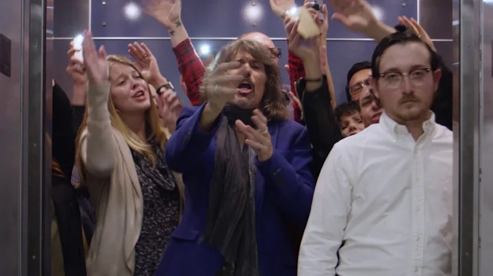 Foreigner's Kelly Hansen Surprises Elevator Riders