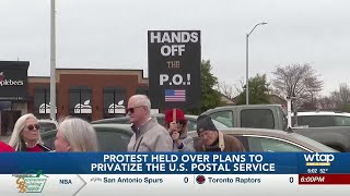 Postal workers hold protest over Trump’s interest to privatize USPS