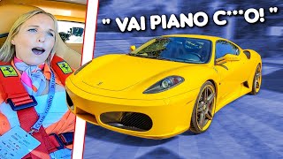 SPAVENTO Vanessa sulla Ferrari F430! 😂 *TRAVERSI*