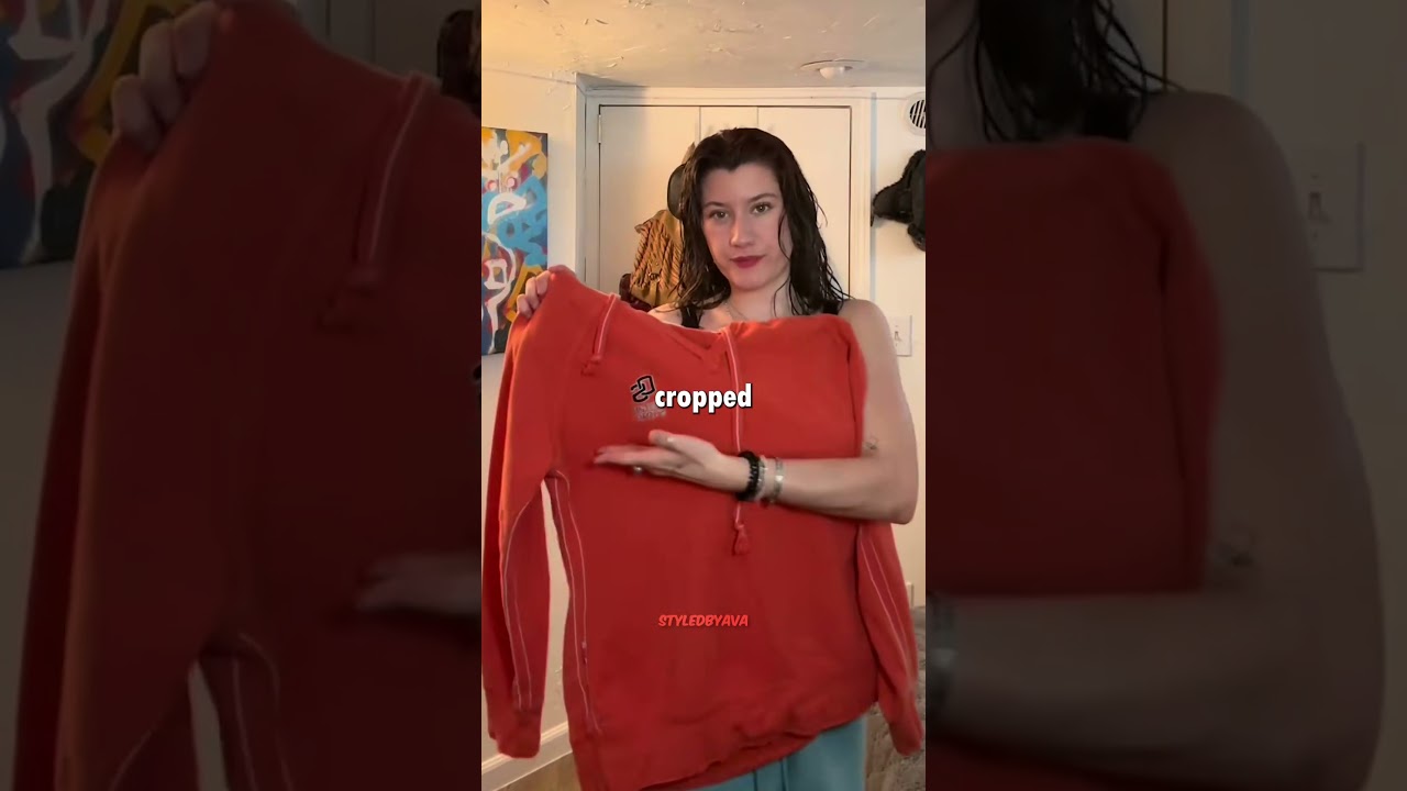 ✂️ Как обрезать толстовку за 2 минуты! Лайфхак для регулируемой толстовки своими руками 😍