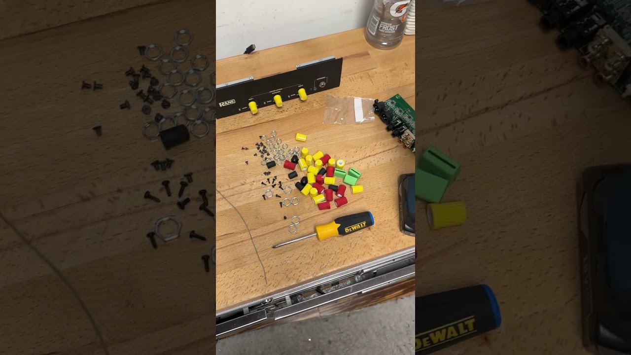 Ремонт микшера Rane 62 DJ!! Проблема с USB-портом, часть 4