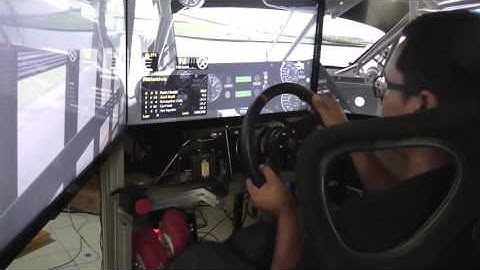 Azril Nazli Alias : iRacing with OSW Wheel