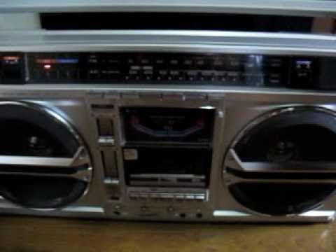 ラジカセ SHARP GF-535 ザ・サーチャー Boombox Ghettoblaster - YouTube