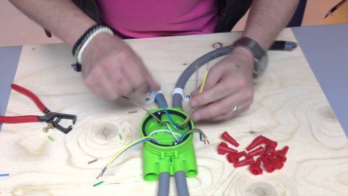 Rus Masha onlayn porno Semiz qizlar bilan jinsiy aloqa porno