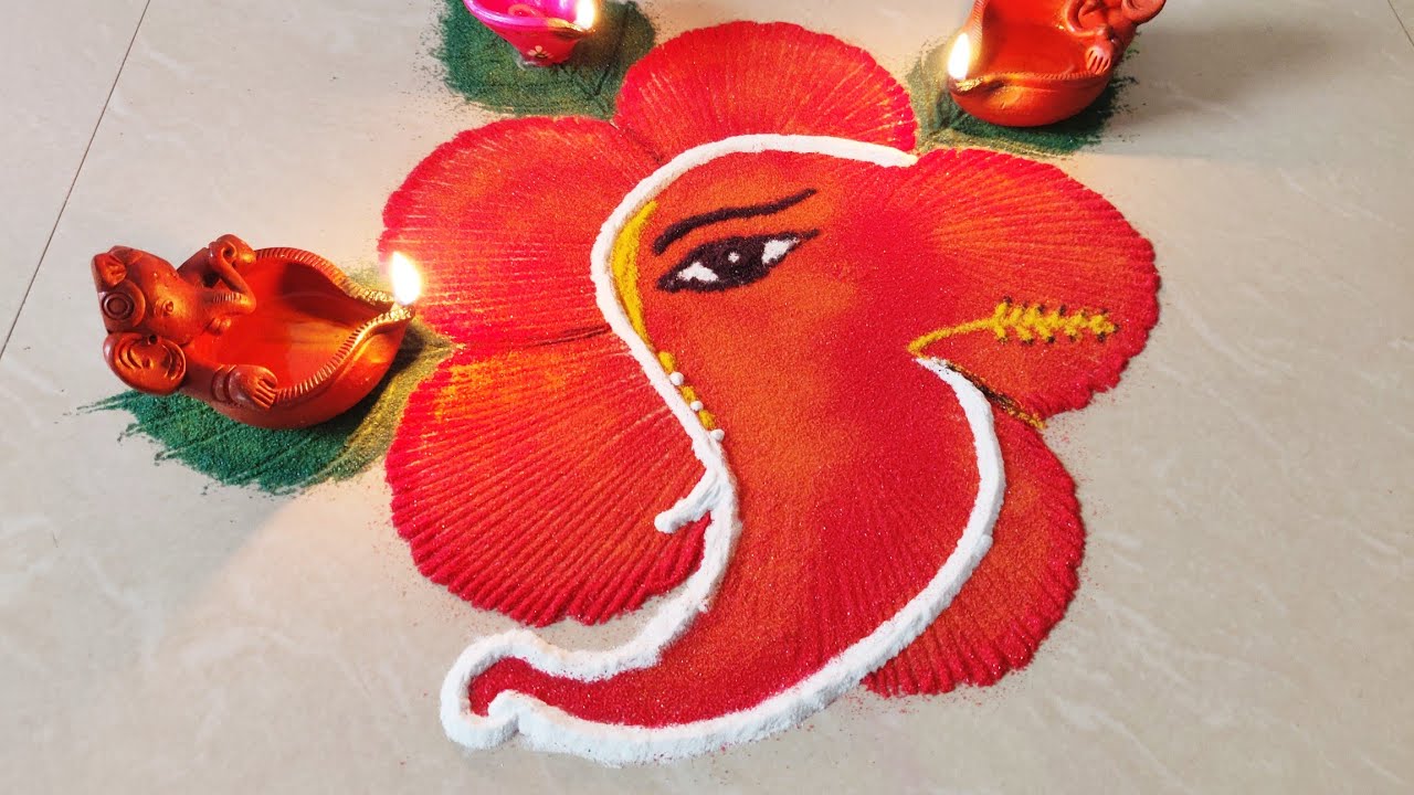 Beautiful Ganpati rangoli for Ganesh chaturthi/Hibiscus flower ...