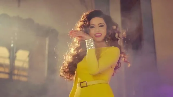 Ruby Escobar - De Rodillas y en el Piso (Video Ofi...