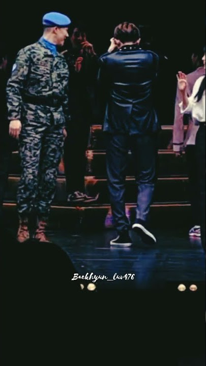 Chanyeol was crying because it's juan's last show 🥺 | #exo #chanyeol #chanyeoltiktok #pcy #yeolmae |
